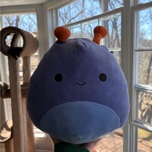 Sleeti the slug snail Squishmallow Blue and orange NWOT 12in